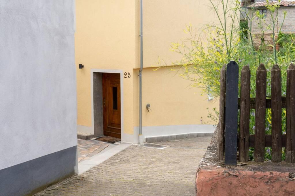 Klink Apartment *